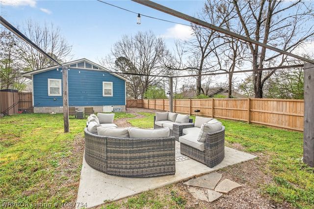 105 N Coker Street, Greenwood, AR 72936