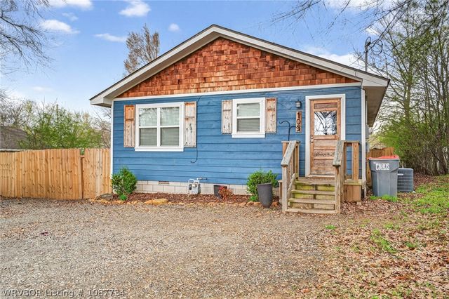 105 N Coker Street, Greenwood, AR 72936