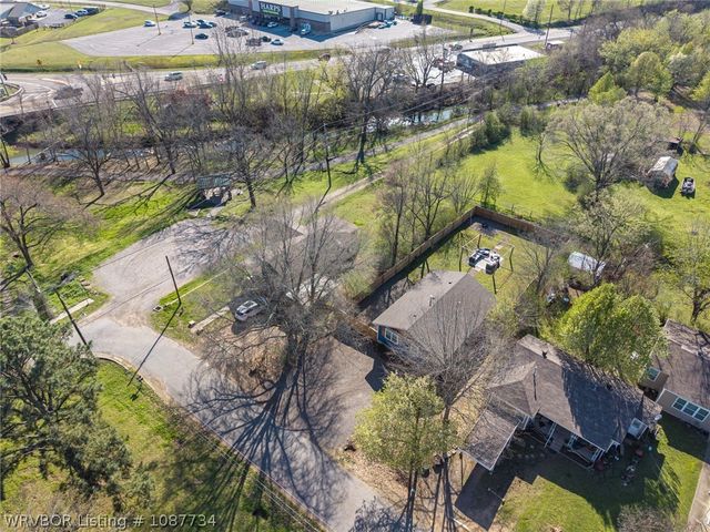 105 N Coker Street, Greenwood, AR 72936
