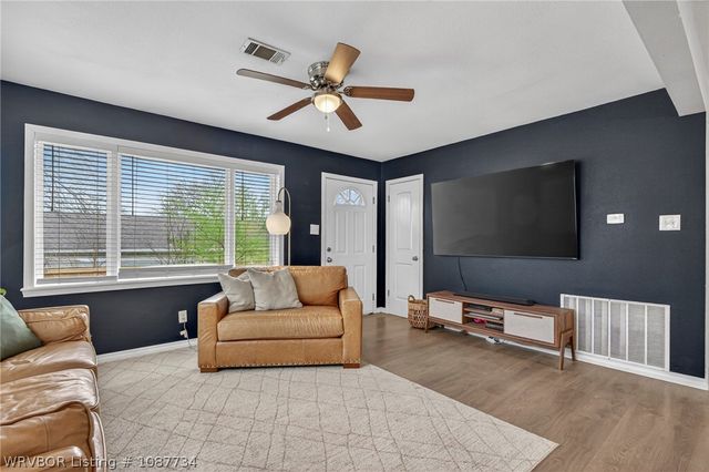 105 N Coker Street, Greenwood, AR 72936