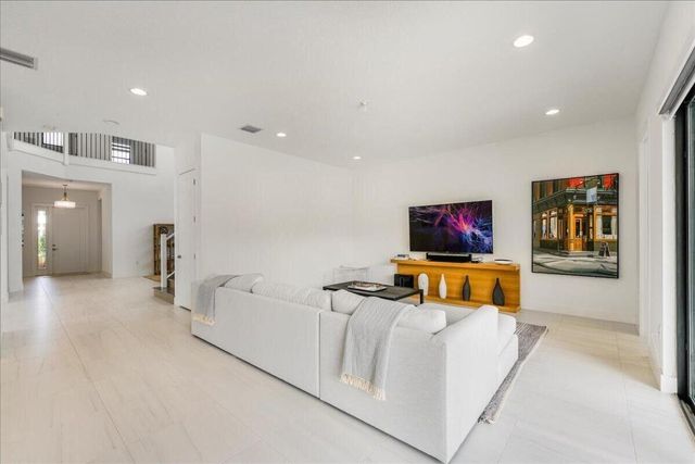 17496 Sparkling River Road, Boca Raton, FL 33496