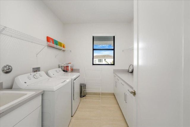 17496 Sparkling River Road, Boca Raton, FL 33496