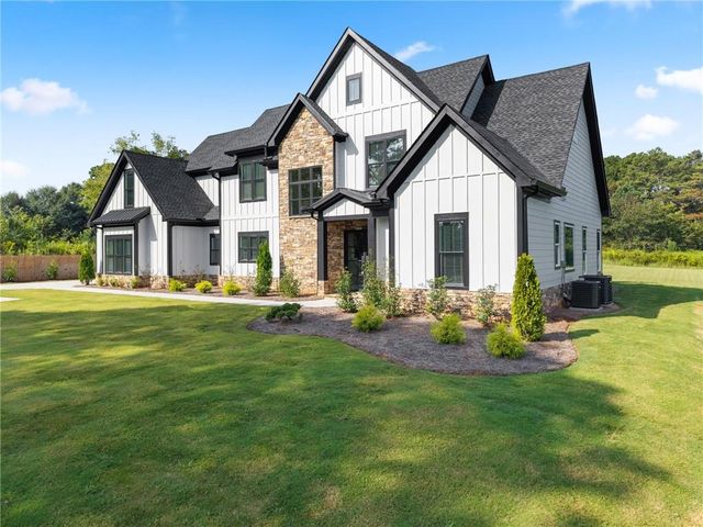 2275 Dr Bramblett Road, Cumming, GA 30028