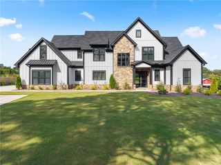 2275 Dr Bramblett Road, Cumming, GA 30028