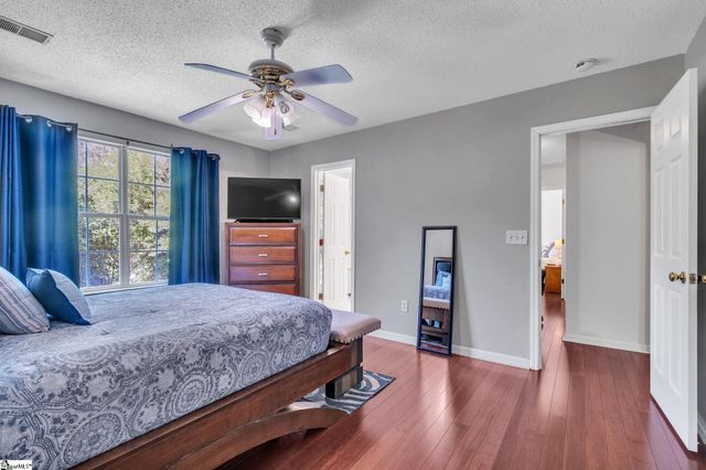 15 Willow Bend Drive, Taylors, SC 29687