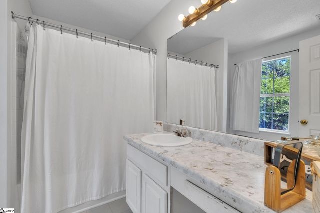 15 Willow Bend Drive, Taylors, SC 29687