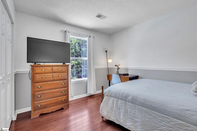 15 Willow Bend Drive, Taylors, SC 29687
