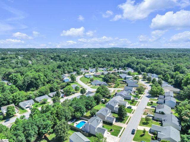 15 Willow Bend Drive, Taylors, SC 29687