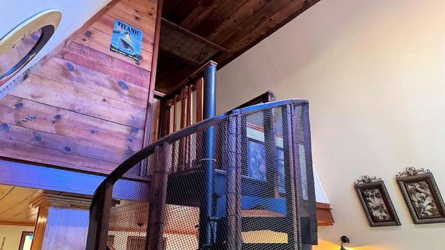 W7438 Freedom Road, Oxford, WI 53952