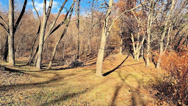 W7438 Freedom Road, Oxford, WI 53952