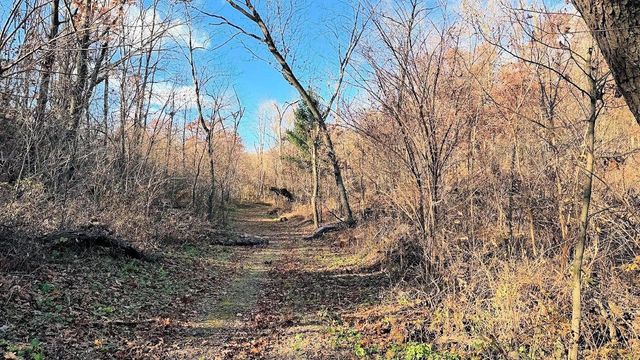 W7438 Freedom Road, Oxford, WI 53952