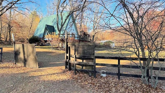 W7438 Freedom Road, Oxford, WI 53952