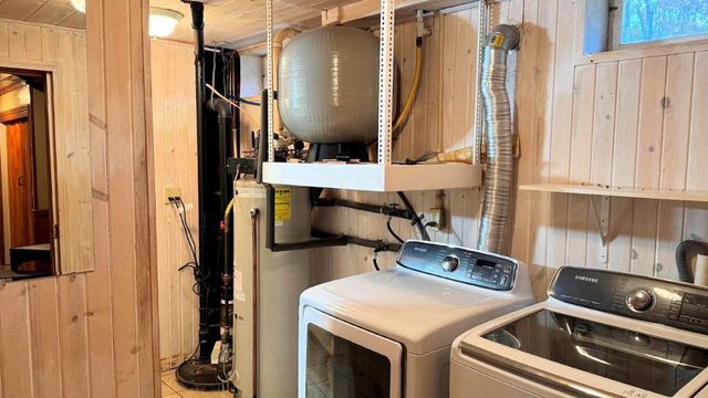 W7438 Freedom Road, Oxford, WI 53952