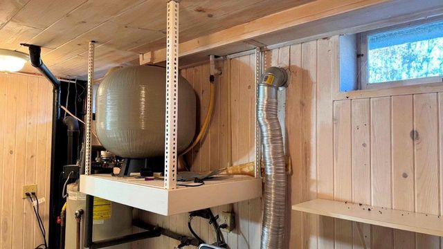 W7438 Freedom Road, Oxford, WI 53952