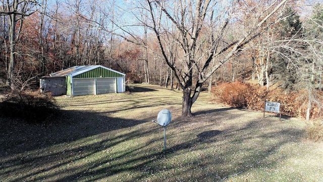 W7438 Freedom Road, Oxford, WI 53952