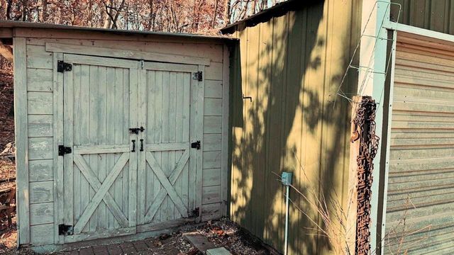 W7438 Freedom Road, Oxford, WI 53952