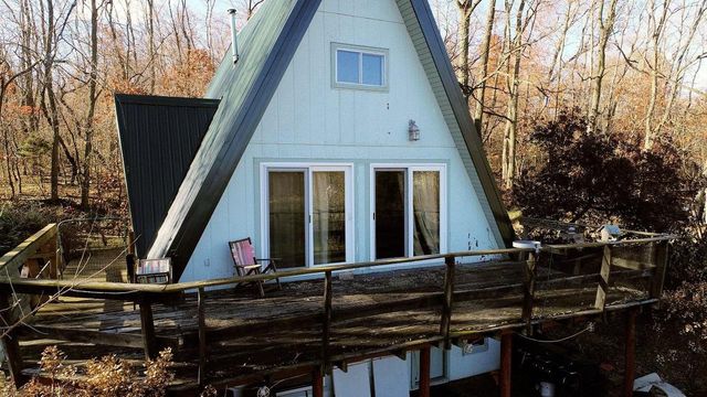 W7438 Freedom Road, Oxford, WI 53952