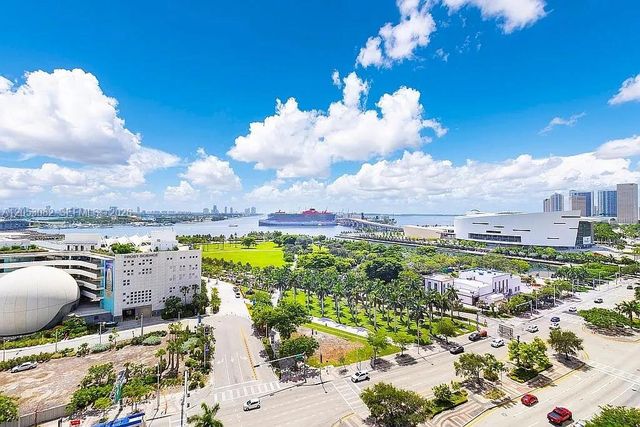 1100 Biscayne Boulevard 1501, Miami, FL 33132
