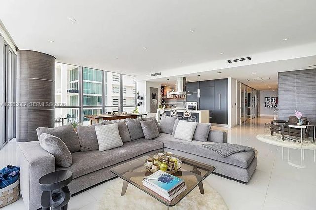 1100 Biscayne Boulevard 1501, Miami, FL 33132