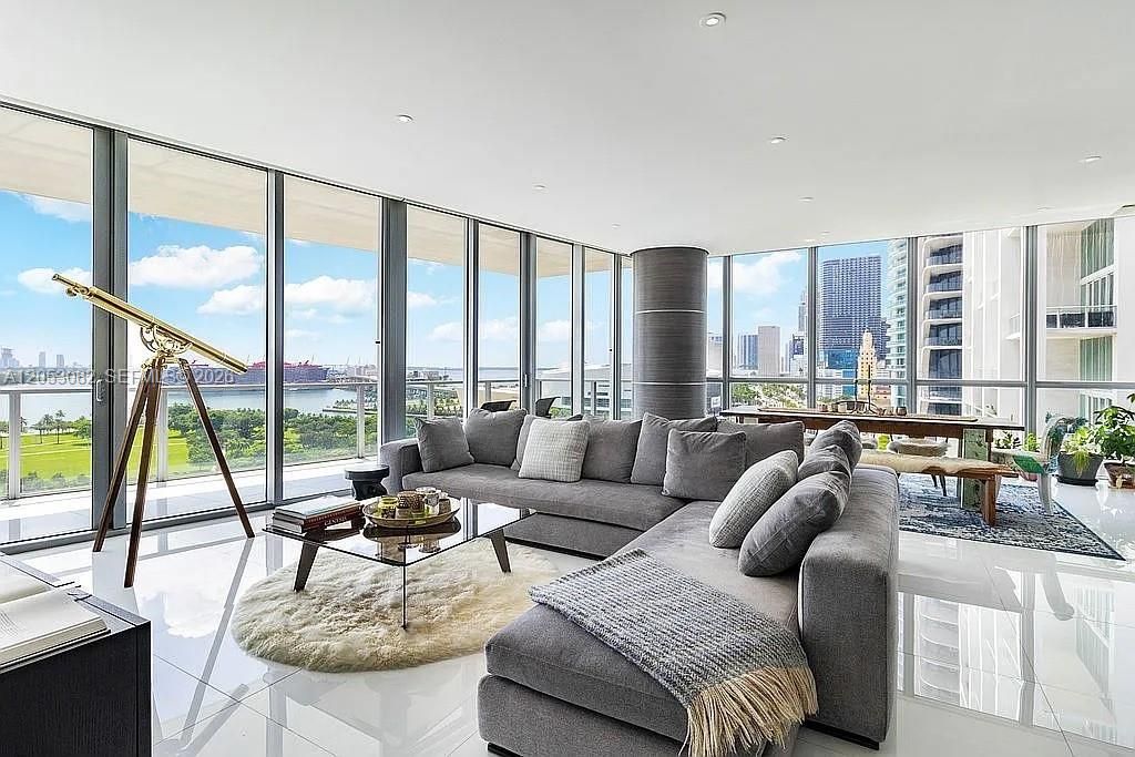 1100 Biscayne Boulevard 1501, Miami, FL 33132