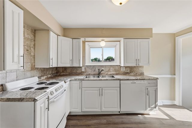 621 WASHINGTON AVENUE, Carnegie, PA 15106