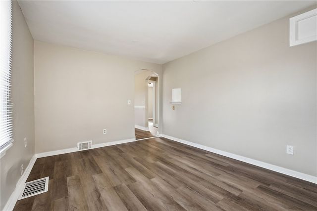 621 WASHINGTON AVENUE, Carnegie, PA 15106
