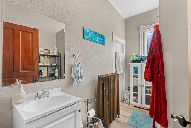 1403 S MAIN STREET, Oshkosh, WI 54902