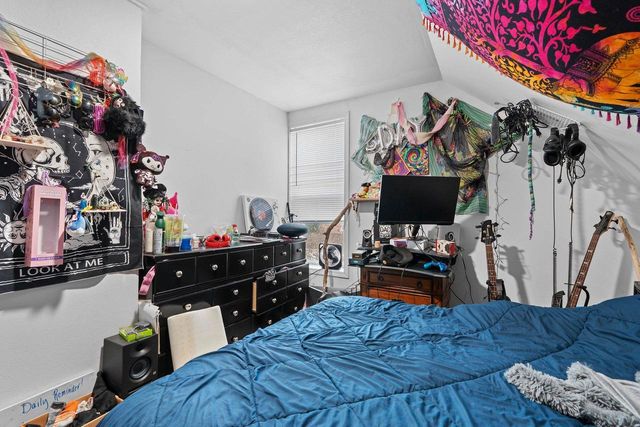 1403 S MAIN STREET, Oshkosh, WI 54902