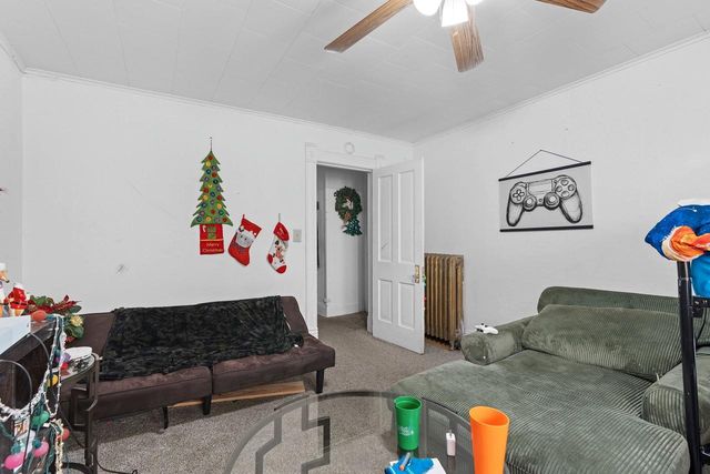 1403 S MAIN STREET, Oshkosh, WI 54902