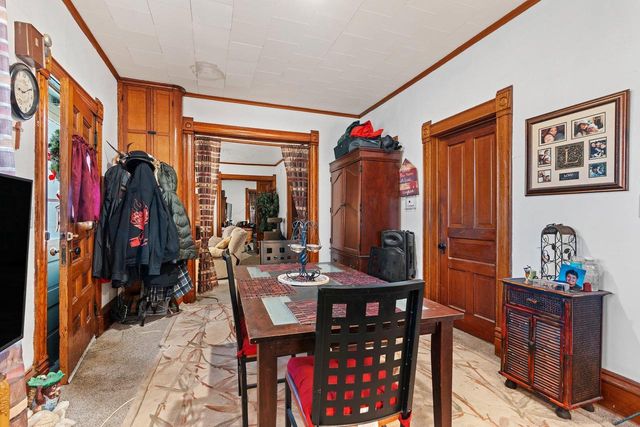 1403 S MAIN STREET, Oshkosh, WI 54902