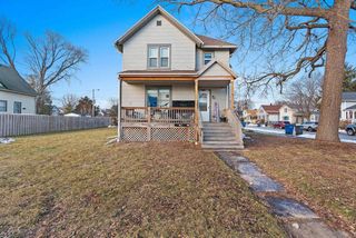 1403 S MAIN STREET, Oshkosh, WI 54902