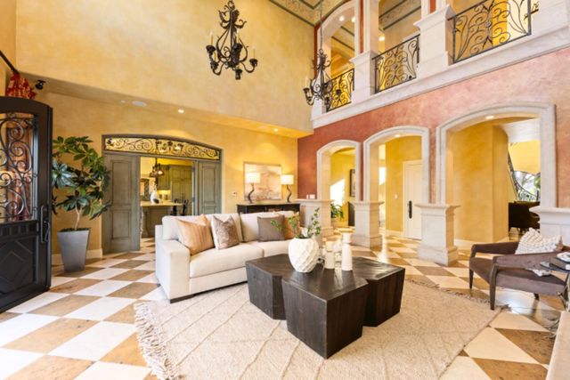 1210 Arden Hills Ln, Sacramento, CA 95864