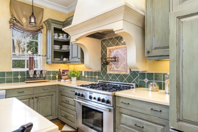 1210 Arden Hills Ln, Sacramento, CA 95864