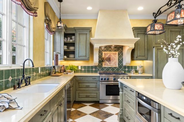 1210 Arden Hills Ln, Sacramento, CA 95864