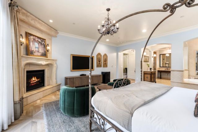 1210 Arden Hills Ln, Sacramento, CA 95864