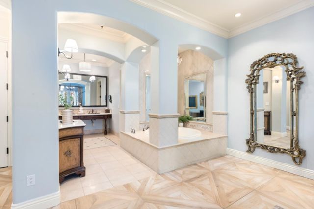 1210 Arden Hills Ln, Sacramento, CA 95864