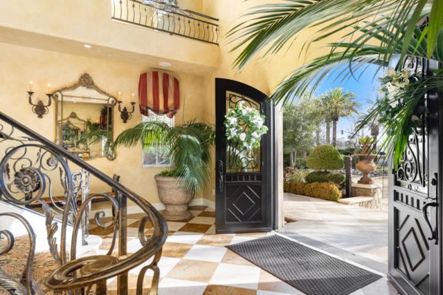 1210 Arden Hills Ln, Sacramento, CA 95864