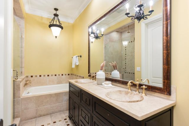 1210 Arden Hills Ln, Sacramento, CA 95864