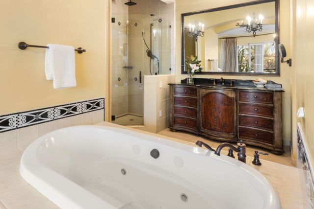 1210 Arden Hills Ln, Sacramento, CA 95864