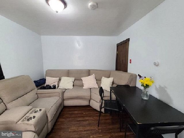 78-80 S BROADWAY, Pennsville, NJ 08070