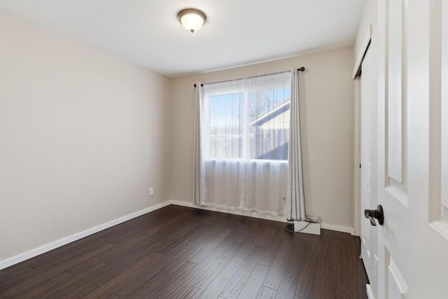 196 Sparrow Dr, Galt, CA 95632