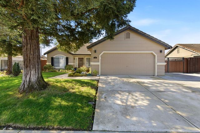 196 Sparrow Dr, Galt, CA 95632