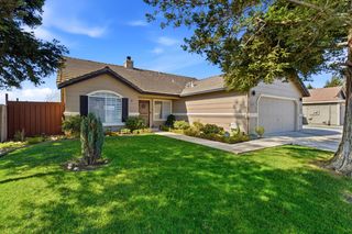 196 Sparrow Dr, Galt, CA 95632