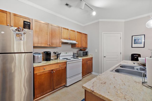 100 Bucksley Lane 306, Charleston, SC 29492