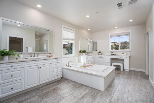 2025 Campo Verde Ct, Escondido, CA 92026