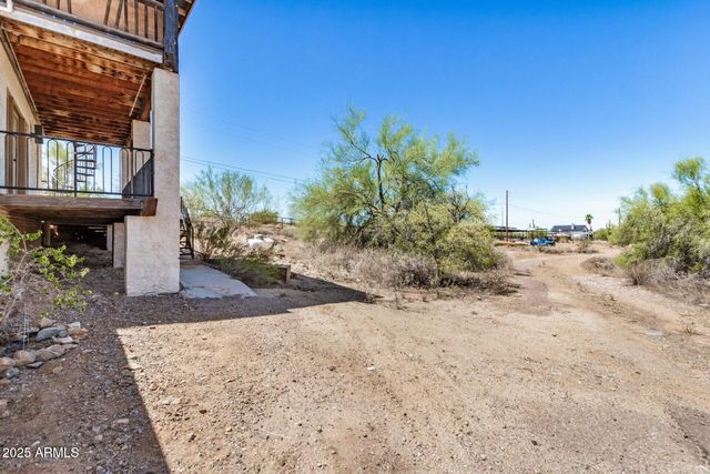 40404 N NEW RIVER Road, Phoenix, AZ 85086