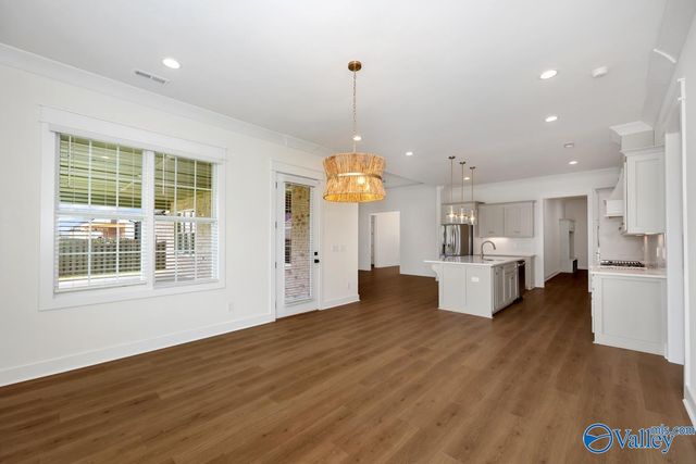 8322 Grayback Boulevard, Owens Cross Roads, AL 35763