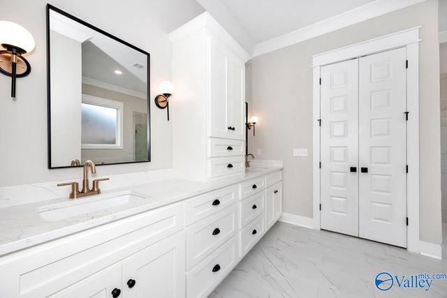 8322 Grayback Boulevard, Owens Cross Roads, AL 35763