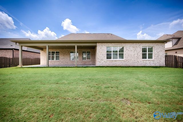 8322 Grayback Boulevard, Owens Cross Roads, AL 35763