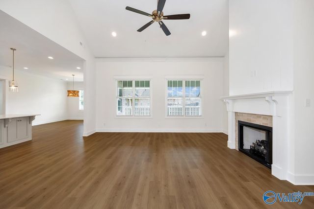 8322 Grayback Boulevard, Owens Cross Roads, AL 35763